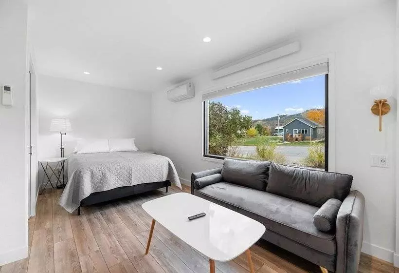 Hotelli Queen City Inn