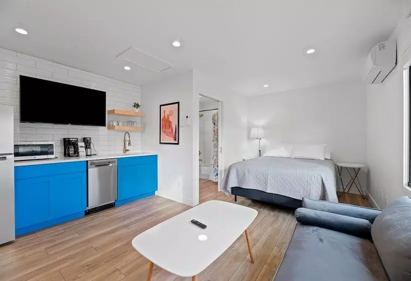 Hotelli Queen City Inn