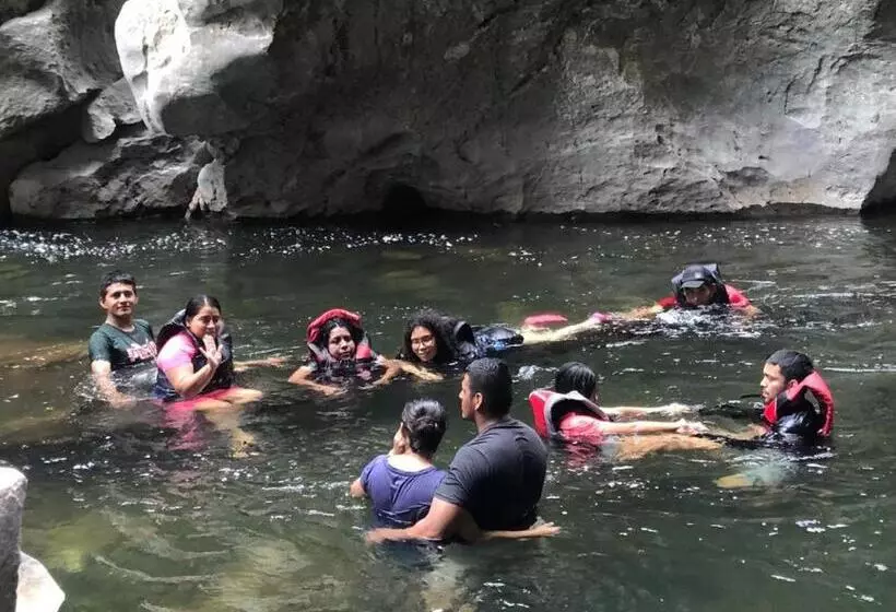 هتل Reserva Natural Cañón Seacacar