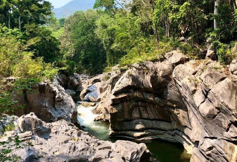 هتل Reserva Natural Cañón Seacacar
