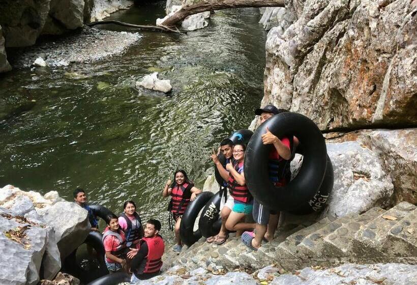 هتل Reserva Natural Cañón Seacacar