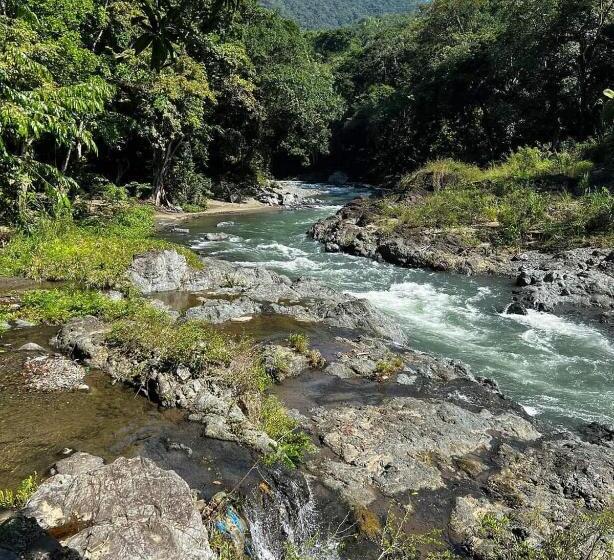 هتل Reserva Natural Cañón Seacacar