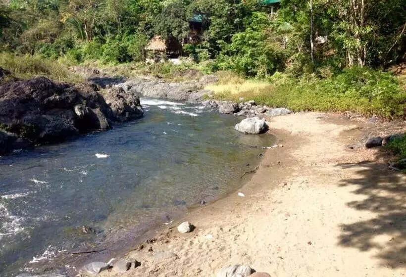 هتل Reserva Natural Cañón Seacacar