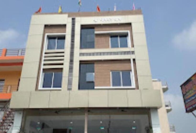 בית מלון כפרי Shri Bhagvat Dham Ranipur Bhatt