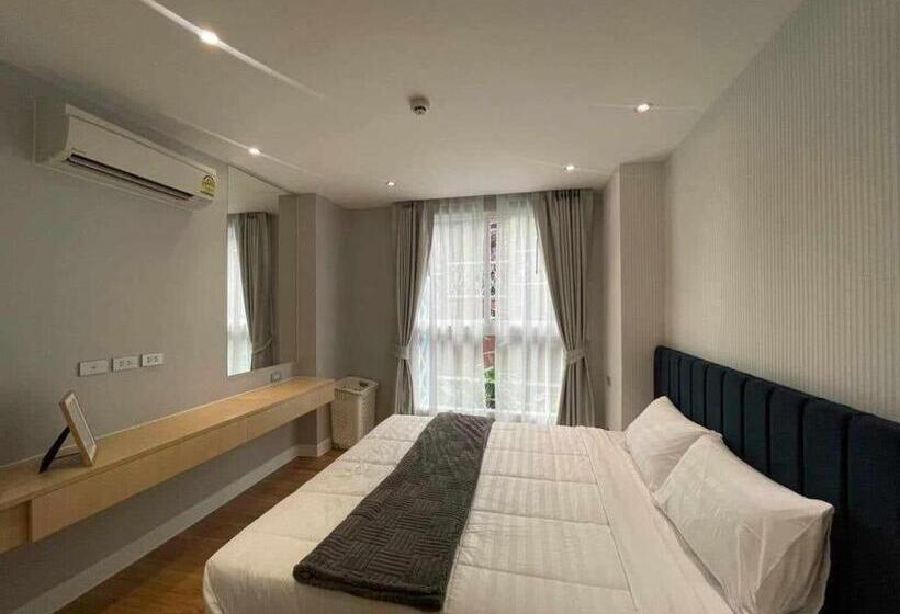 Grand Caribbien Pool Asscess