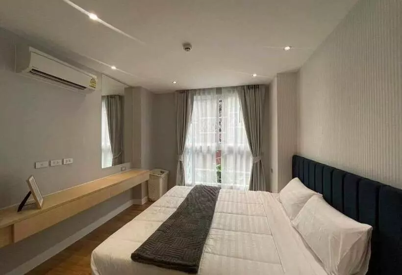 Grand Caribbien Pool Asscess