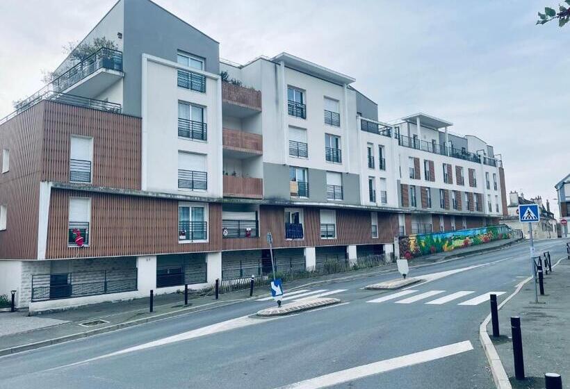 פנסיון Appartement Lahcen