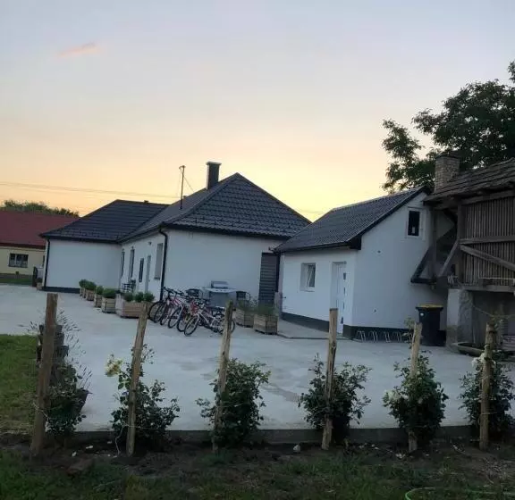 Majatalo Csodaszarvas Vendégház Nyíradony