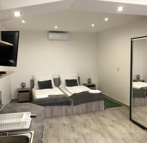 Пансион Csodaszarvas Vendégház Nyíradony