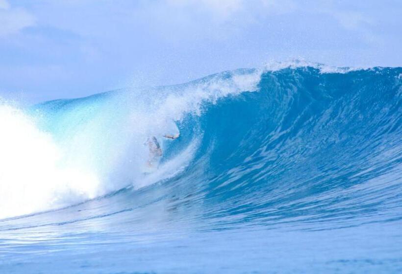 Pensjonat Toro Simalatcat Surfcamp