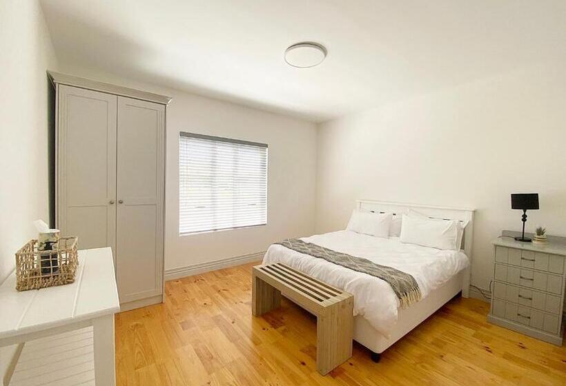 Bed and Breakfast The Bucket List Guest House