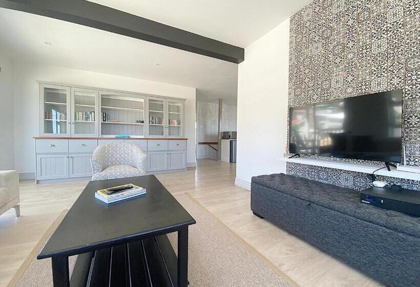 Bed and Breakfast The Bucket List Guest House