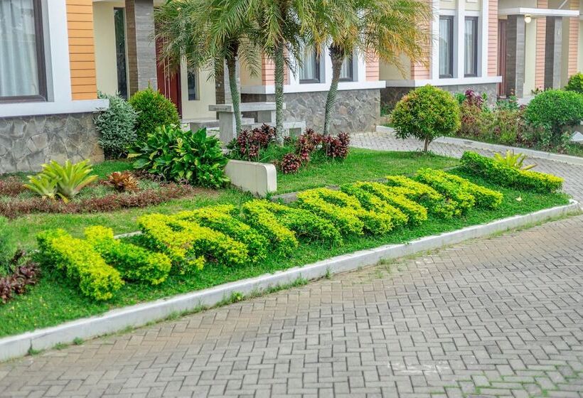 فندق Griya Katarina