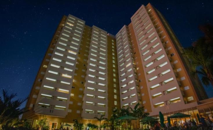 هتل Hot Beach Suites