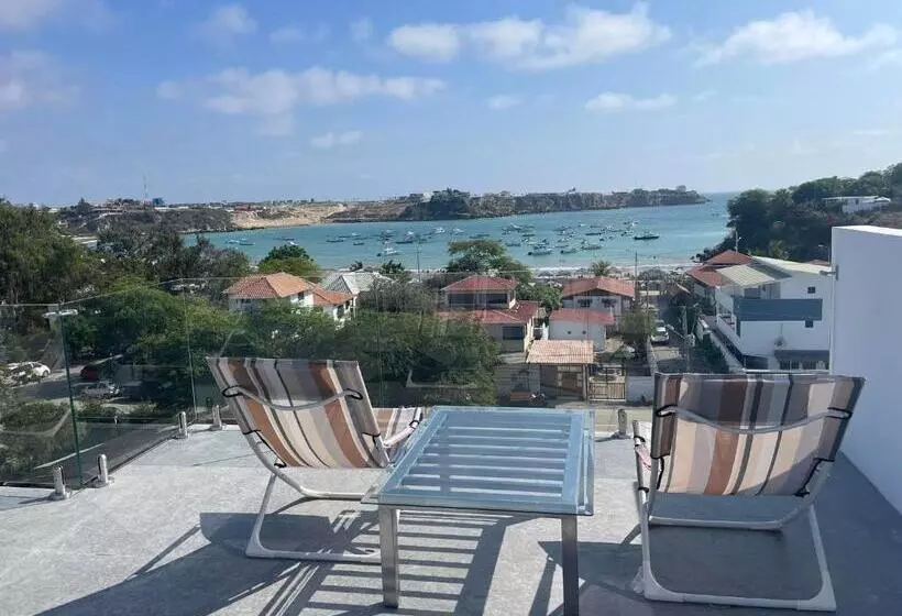 Hotelli Lobster Bay