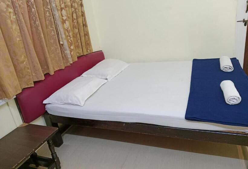 هتل Sunanda Lodge