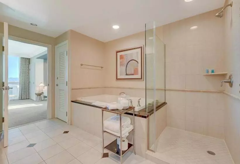 Luxe 1br 2bth Suite Mgm Signature Balcony