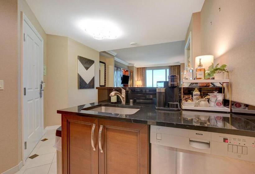 Luxe 1br 2bth Suite Mgm Signature Balcony