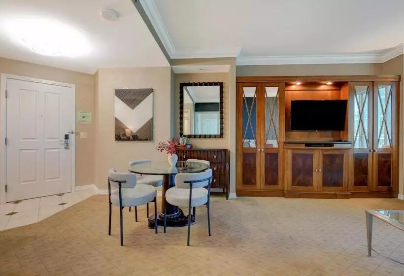 Luxe 1br 2bth Suite Mgm Signature Balcony