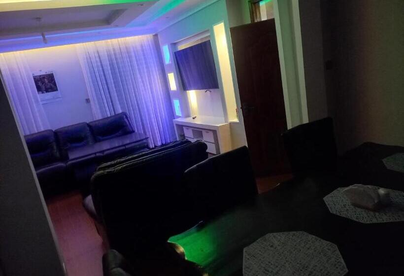 پانسیون Amreff Nyumbani Villas