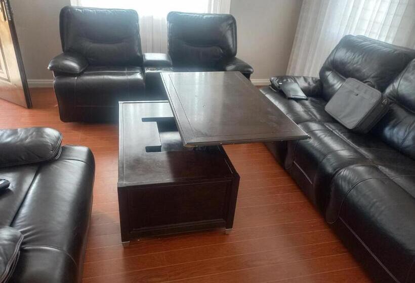 پانسیون Amreff Nyumbani Villas