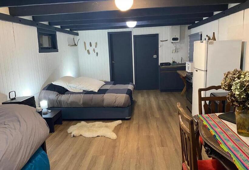 膳宿费 Hostel Cala 816