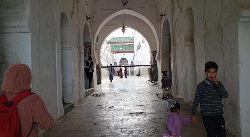 پانسیون Moulay Idriss