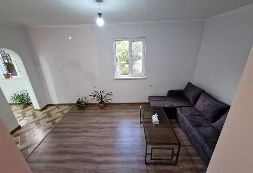 Majatalo Selina Guest House