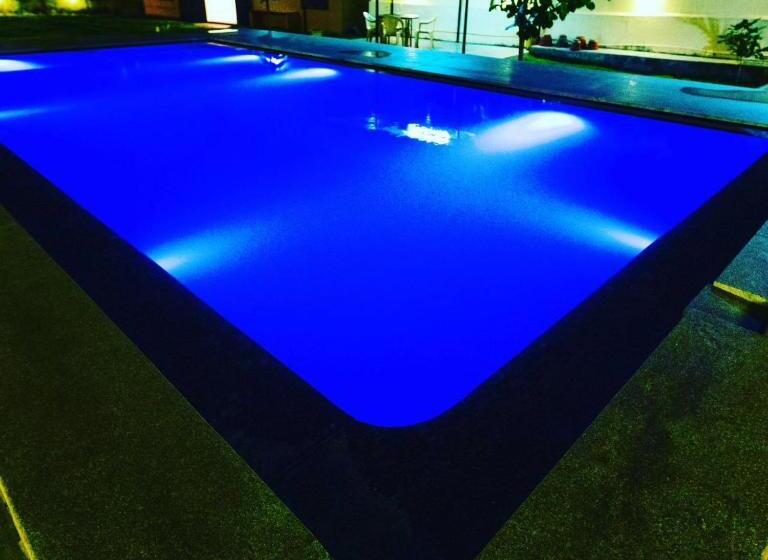 پانسیون Vcp Beach Resort