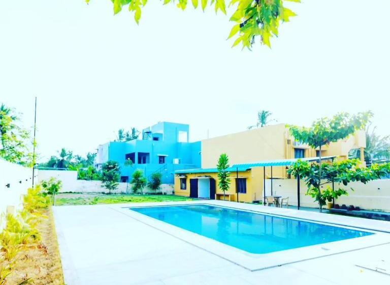 پانسیون Vcp Beach Resort