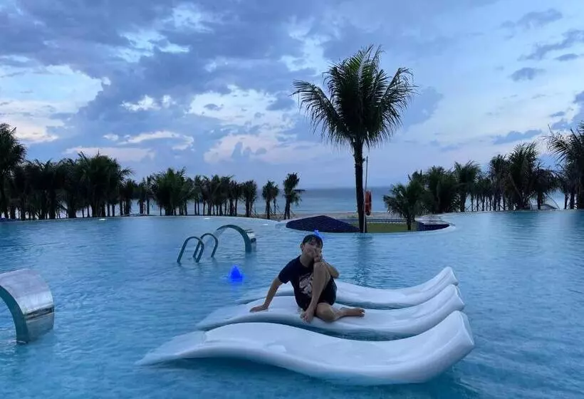 استراحتگاه Arena Cam Ranh Sea View
