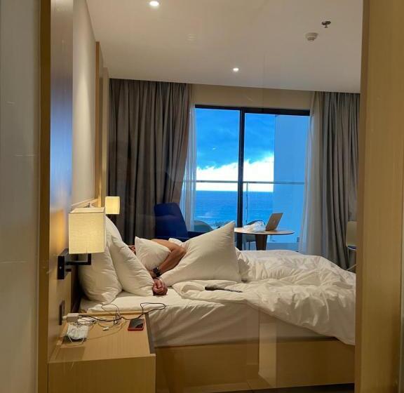 استراحتگاه Arena Cam Ranh Sea View