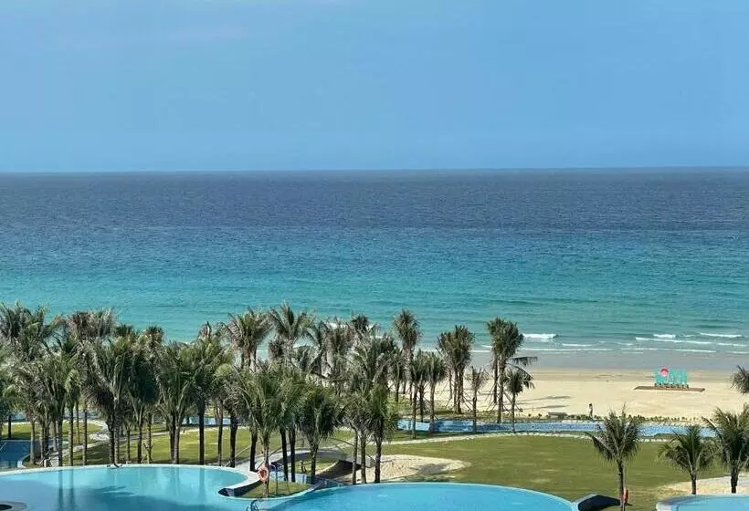 استراحتگاه Arena Cam Ranh Sea View
