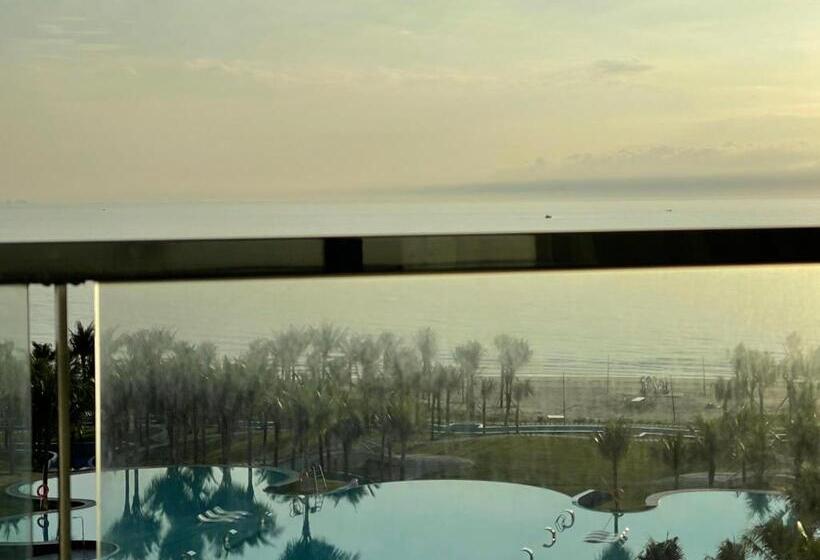 استراحتگاه Arena Cam Ranh Sea View