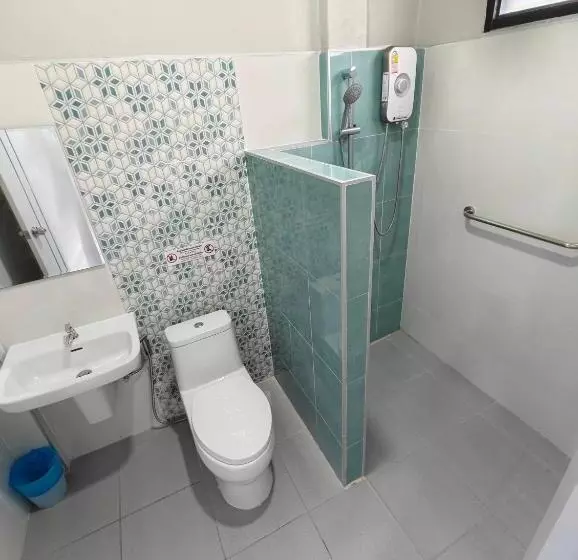 Retkeilymaja ลีลาโคซี่ รีสอร์ท ณ สิชล