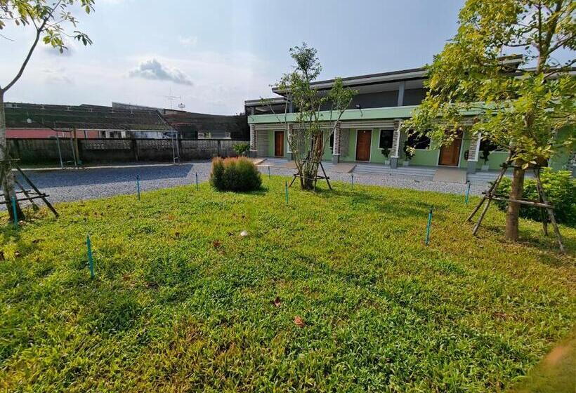 Schronisko ลีลาโคซี่ รีสอร์ท ณ สิชล