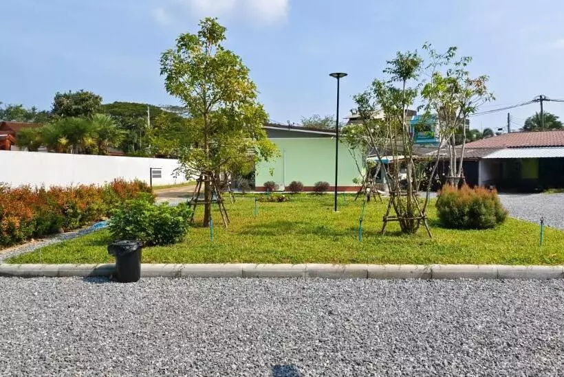 Retkeilymaja ลีลาโคซี่ รีสอร์ท ณ สิชล