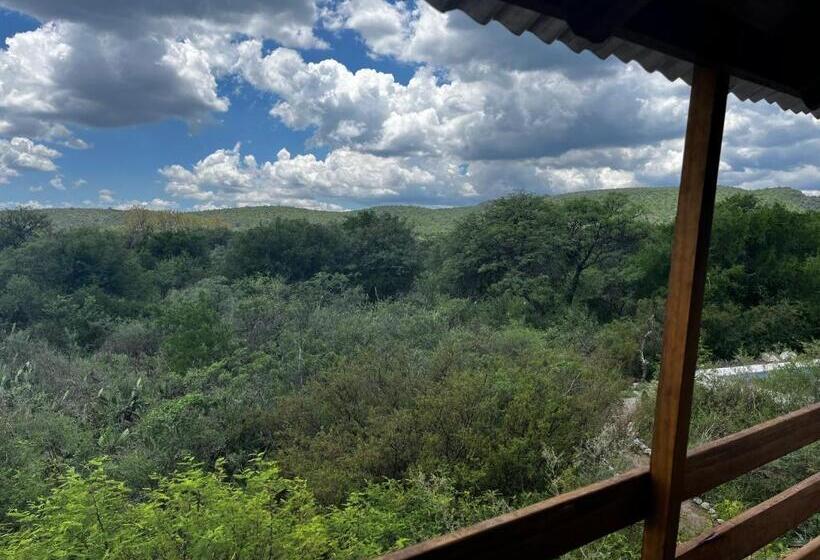 ユースホステル La Isla