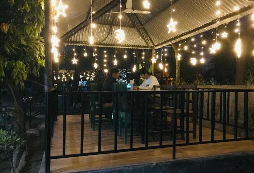 تختخواب و صبحانه Baba Lodge芭芭小屋