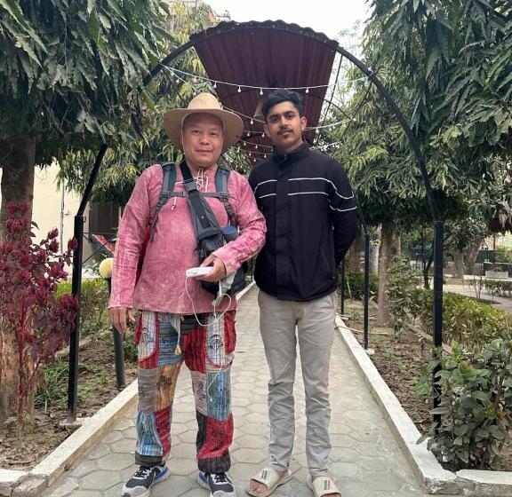 تختخواب و صبحانه Baba Lodge芭芭小屋