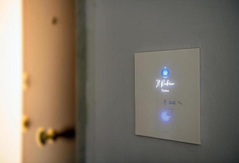 تختخواب و صبحانه Il Rubino Suites