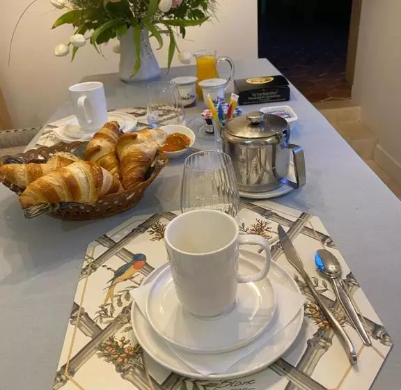 Aamiaismajoitus (B&B) Les Hortensias