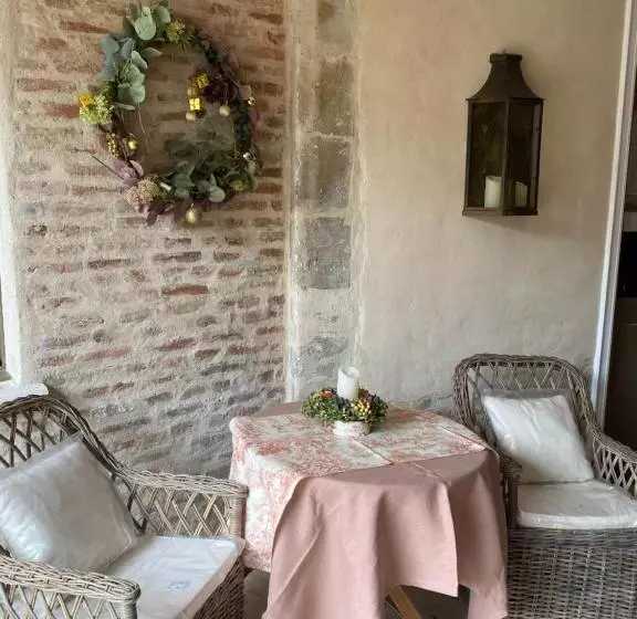 Aamiaismajoitus (B&B) Les Hortensias