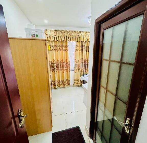 Bed and Breakfast The Great Falcon Accommodation