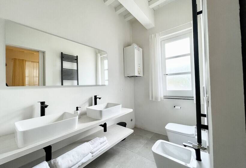 ホテル Agriturismo Antica Corte