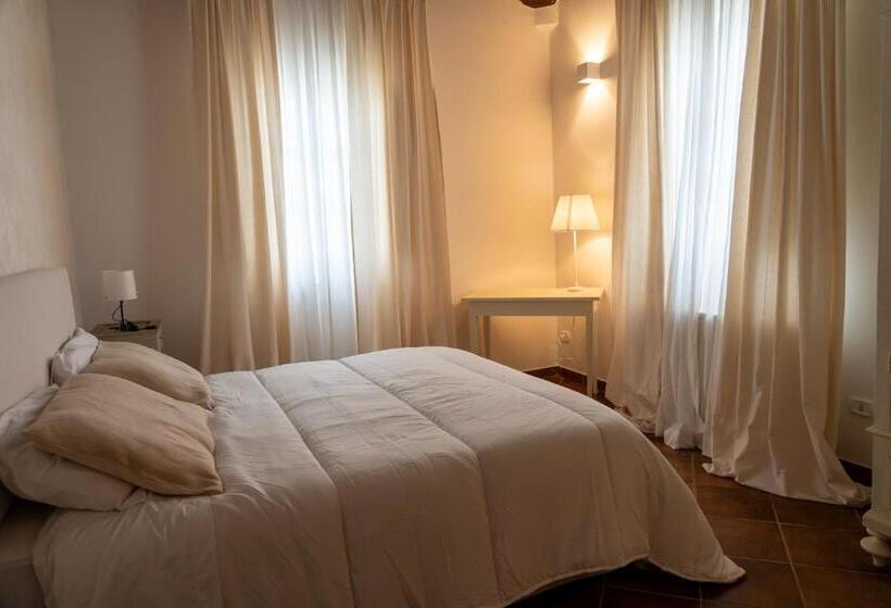 ホテル Agriturismo Antica Corte