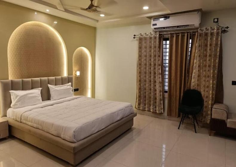 Отель Ganesh Inn By Bookingcare