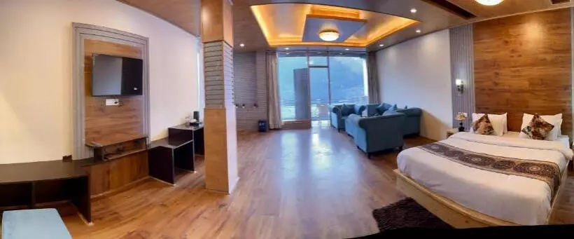 ホテル Rockland Cottage, Manali   Centrally Heated & Air Cooled Premium Rooms