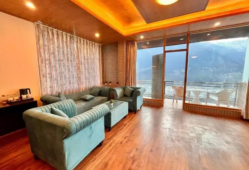 ホテル Rockland Cottage, Manali   Centrally Heated & Air Cooled Premium Rooms