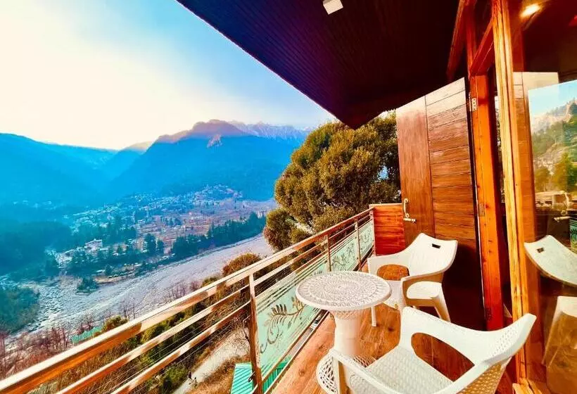 ホテル Rockland Cottage, Manali   Centrally Heated & Air Cooled Premium Rooms